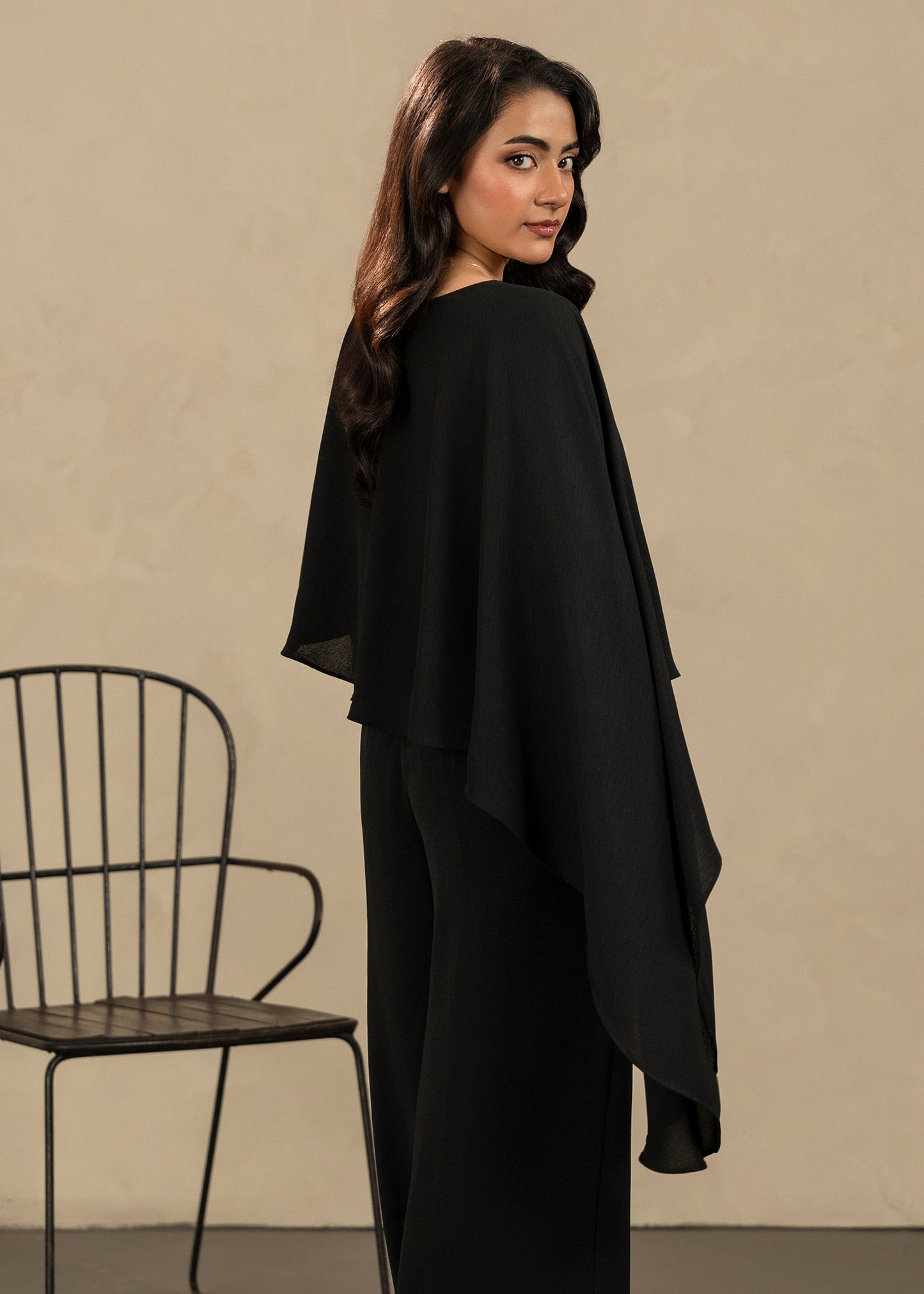 Black Asymmetric Co-Ord Set
