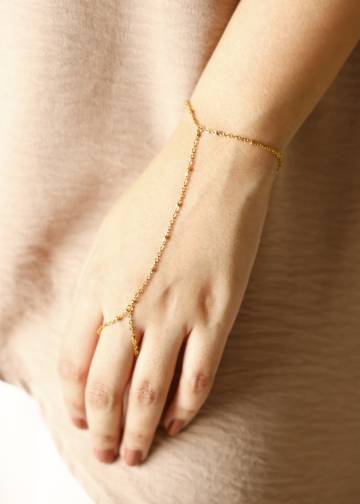 Dainty Hand Chain