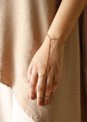 Dainty Hand Chain